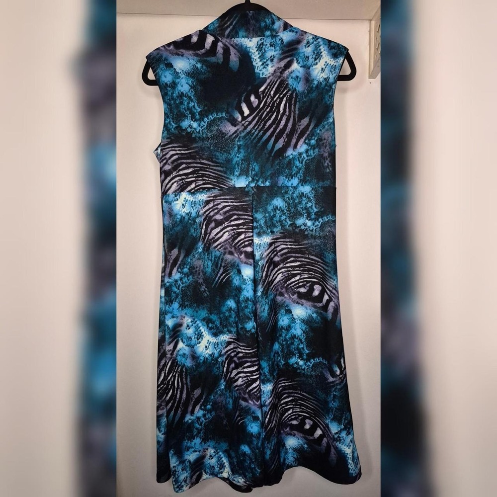 Clientele Collared Dress - Picture 3 of 4